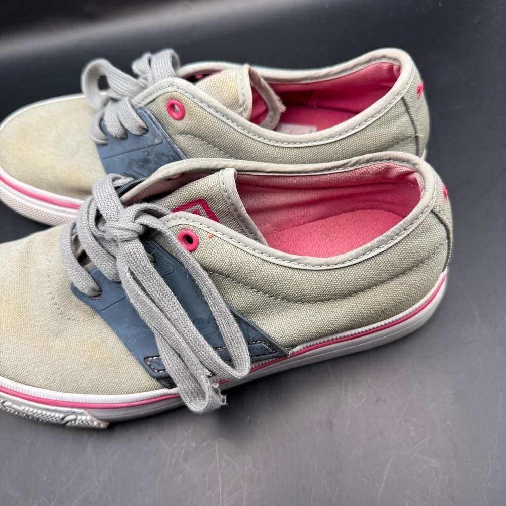 PUMA SPORT LIFESTYLE BLUE GRAY WOMEN'S ATHLETIC SKATE SHOES SIZE 6.5 PINK TRIM - Picture 5 of 12